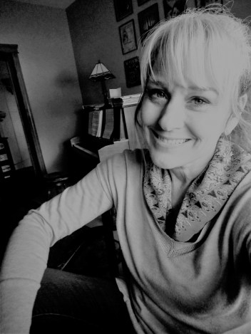 office close up b-w filtered